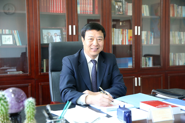 內蒙古自治區體育局局長譚景峰