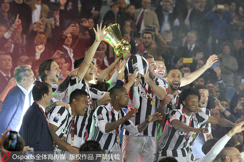 ����ͼ˹��Ա�߾ٹھ�����