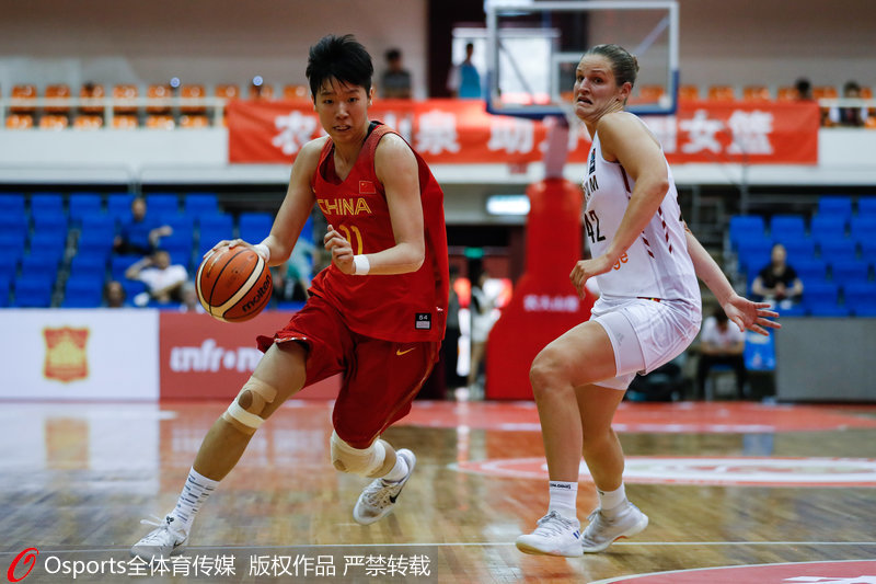 高清-中國女籃不敵比利時女籃 熱身賽2勝1負收官【5】