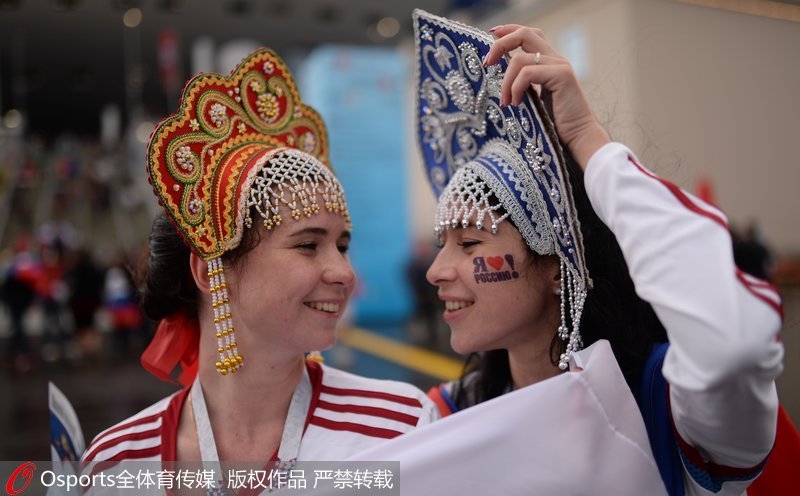 俄羅斯美女合照