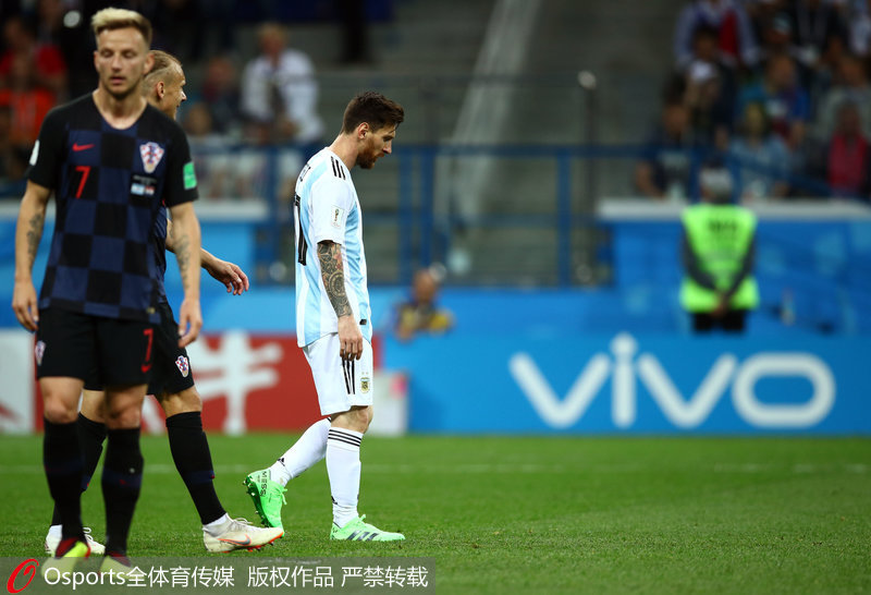 2018俄羅斯世界杯D組，阿根廷0：3負克羅地亞后，梅西絕望