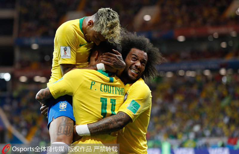 小組賽第一場巴西1-1瑞士，庫蒂尼奧世界波首開紀錄
