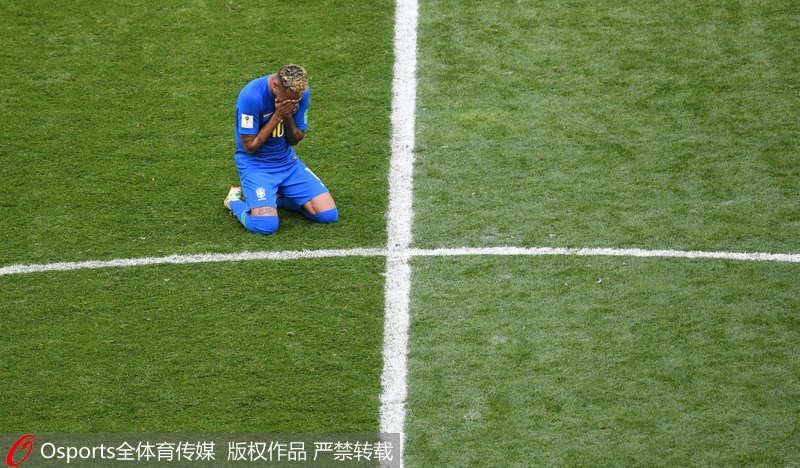 勝哥斯達黎加后，內馬爾激動哭泣