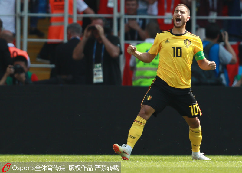 小組賽第二場5：2戰勝突尼斯，阿扎爾慶祝進球