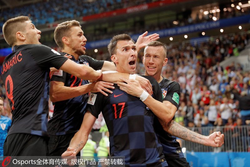 克羅地亞隊慶祝勝利