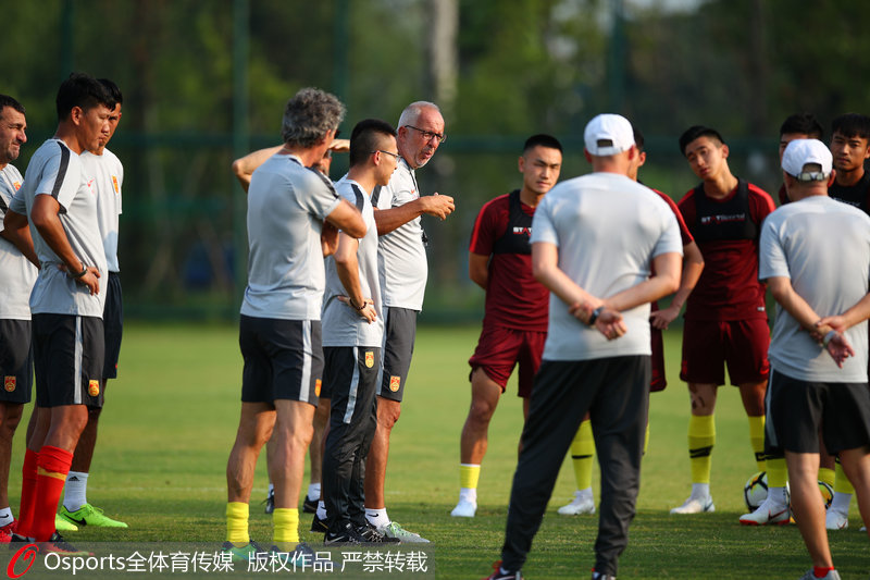 �����������Ա����ѵ������