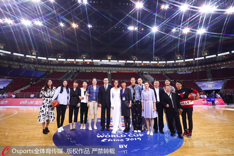 08��Ů����Ա��Ӱ