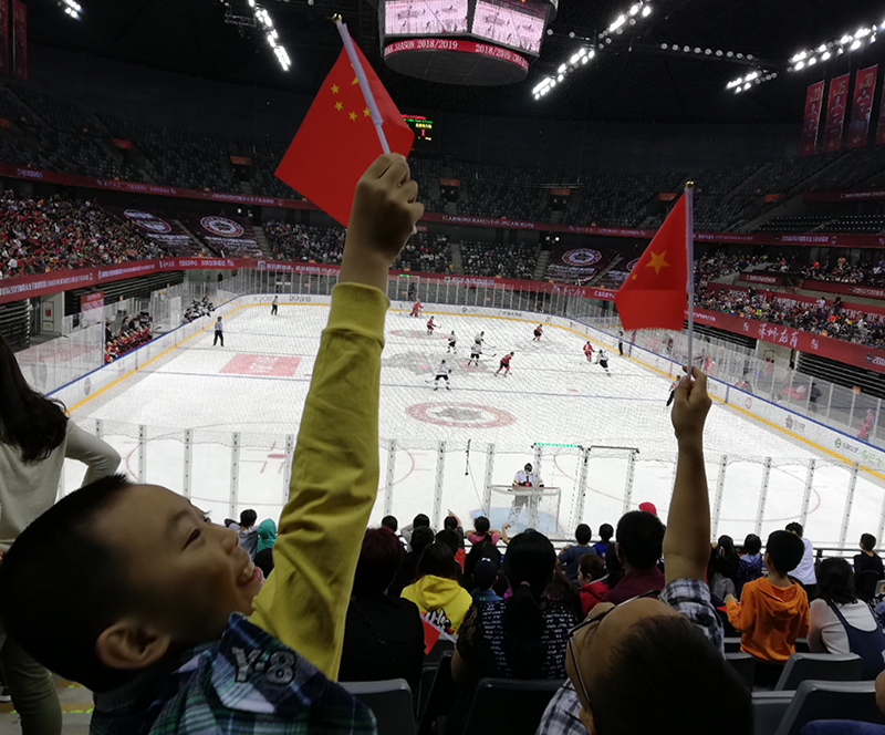 CWHL方新兩分文露首秀進球 萬科10-1大勝刀鋒奪三連勝