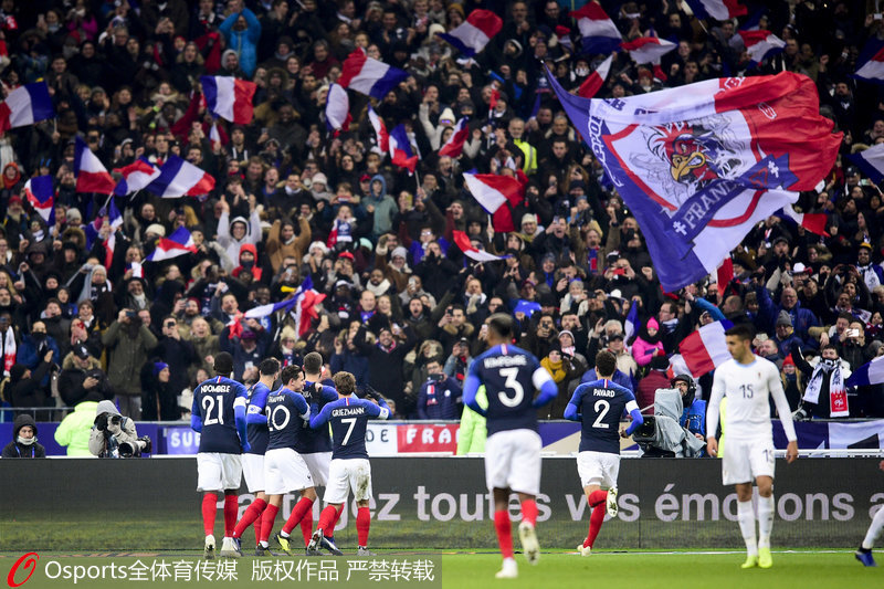 法國隊慶祝進球
