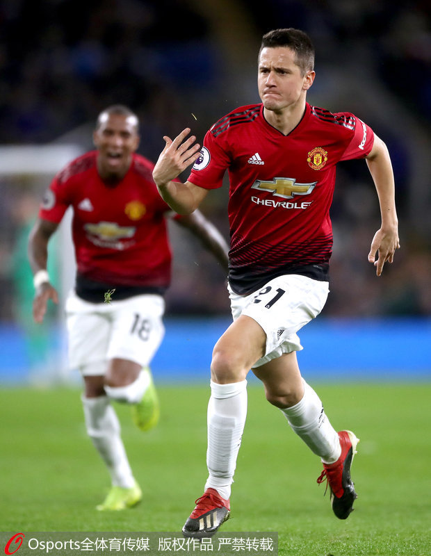 埃雷拉慶祝進球