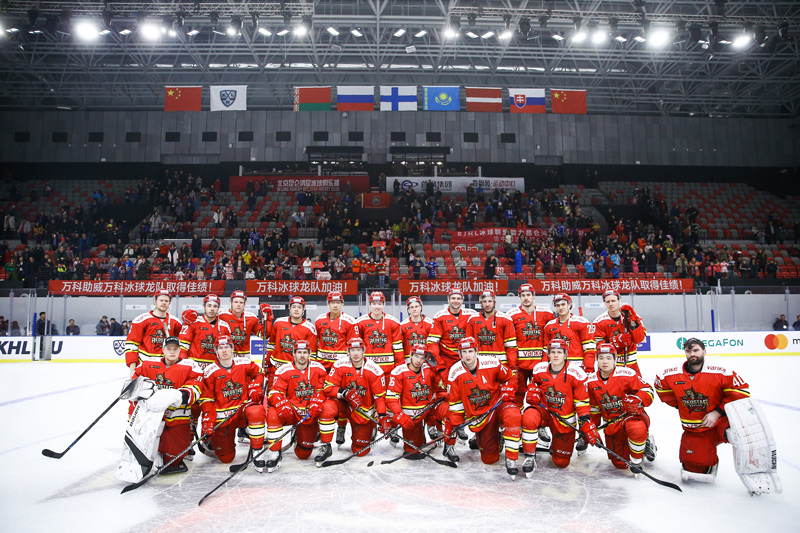 KHL-萬科龍迎戰阿斯塔納雪豹點球定勝負 賽季收官感謝球迷一路陪伴