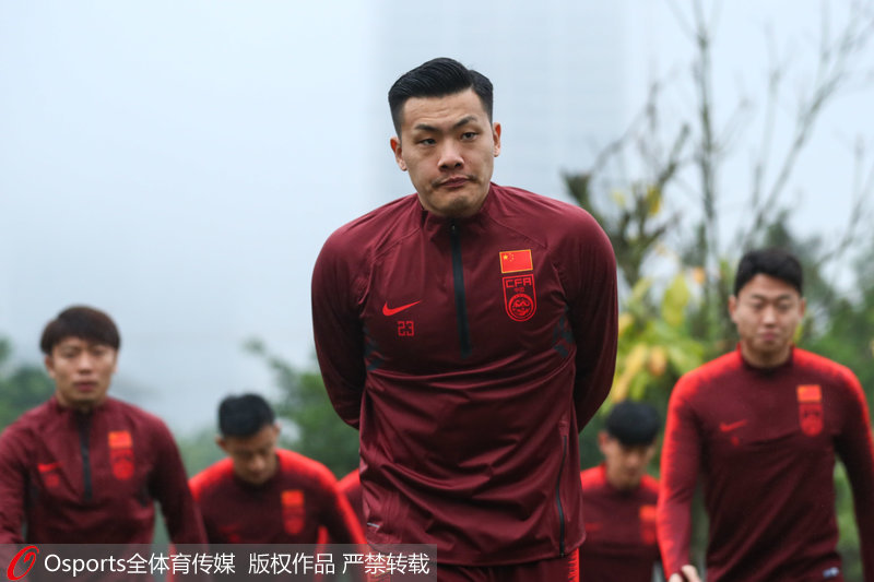 �����ױ����ϲ��