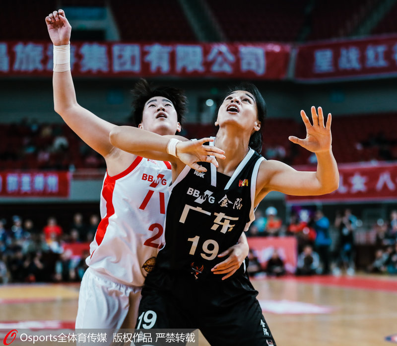 ˫����Ա����������