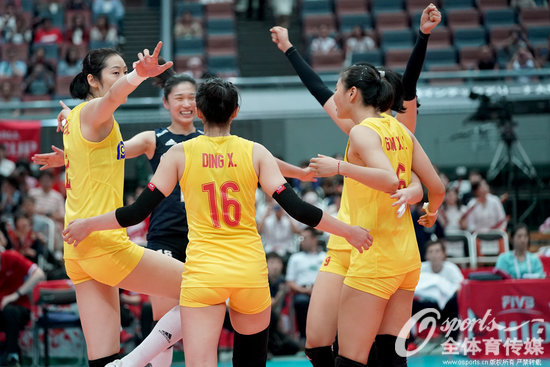 中國女排勇奪世界杯冠軍 網友熱議：你是我們的驕傲！