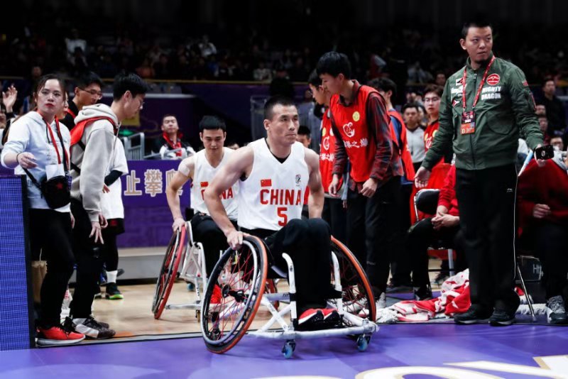 “CBA你我TA”奉獻愛心 輪椅籃球國手亮相CBA賽場