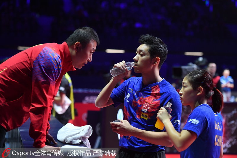 馬琳給許昕劉詩雯指導