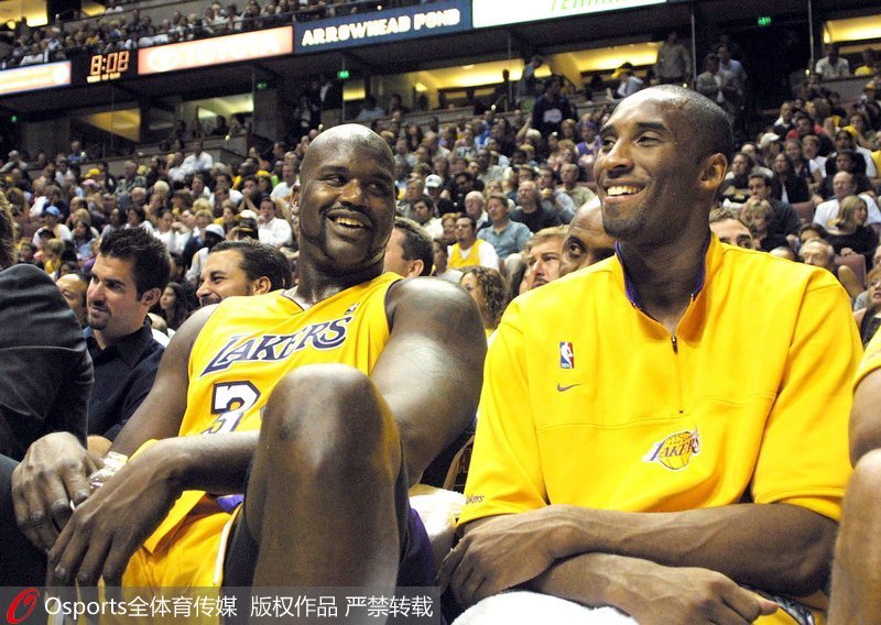 科比與奧尼爾聯手曾連續三年獲得NBA總冠軍（2000年-2002年）