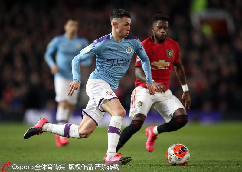 福登帶球突破弗雷德