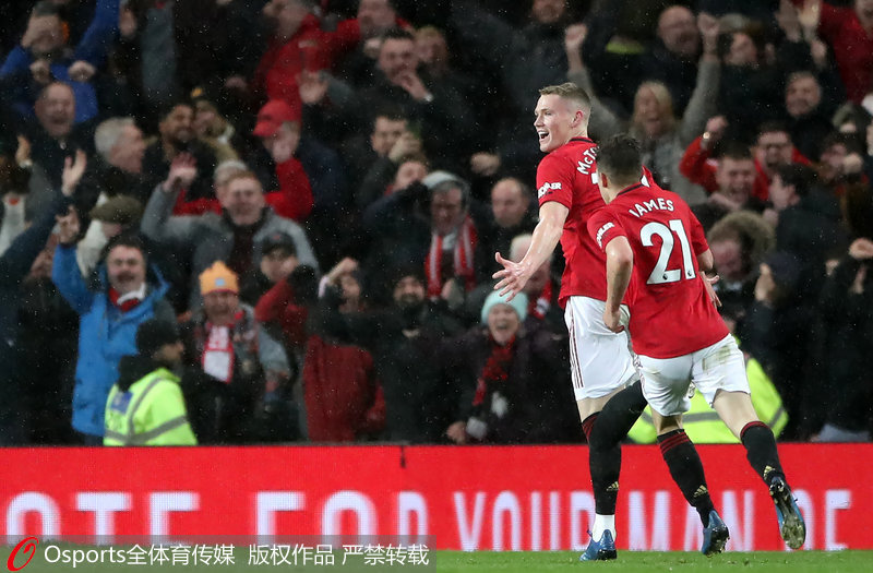 麥克托米奈慶祝進球