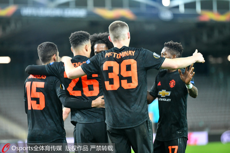 曼聯隊員慶祝進球