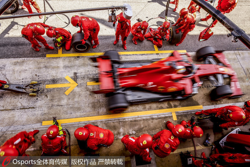 法拉利車隊維特爾進站