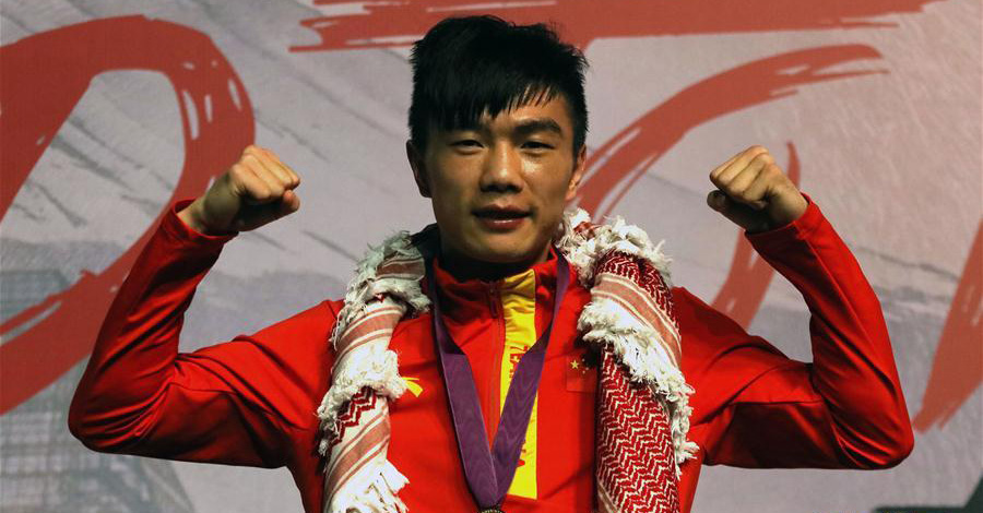 奧運會拳擊資格賽男子48-52公斤級：中國選手胡建關奪冠
