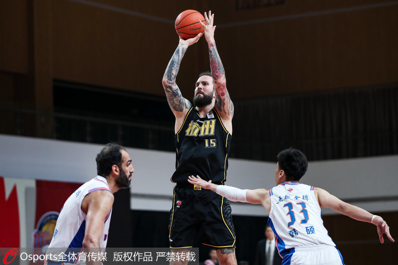 CBA-拉杜利察26分哈達迪空砍20+13 廣廈112-108險勝四川